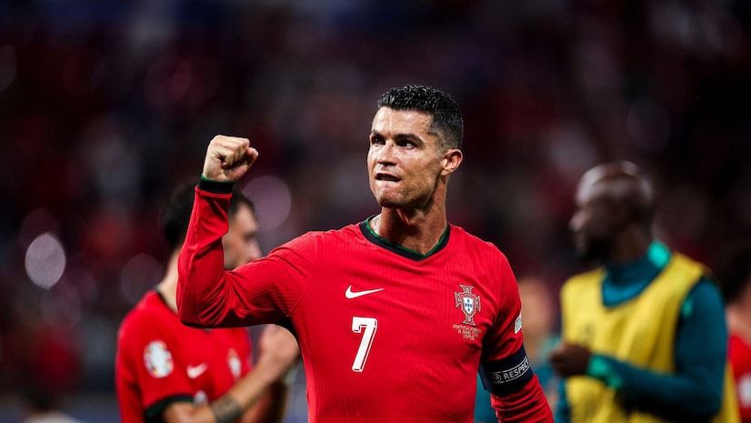 雷竞技电竞：辣眼睛！国少16岁门将1场3离谱失误：滑倒送空门 传球直接出边线.